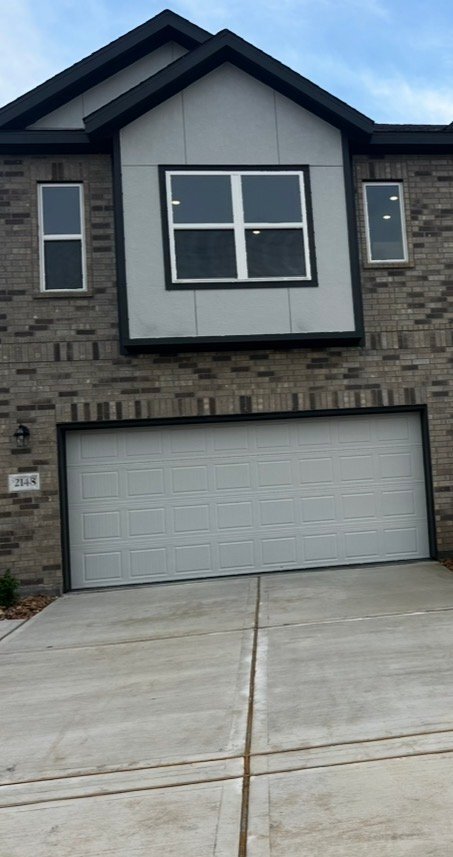 Building Photo - 2148 Salinas Dr