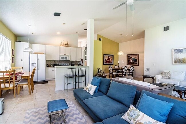 Foto del edificio - 14271 NW 18th Ct