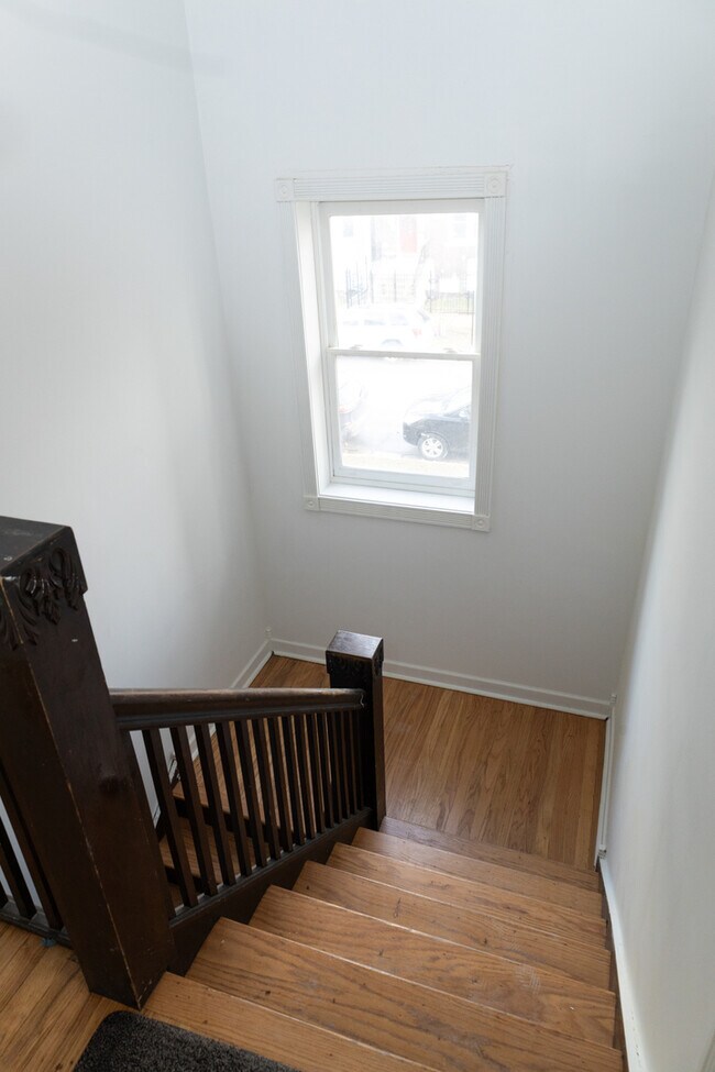 Foto del edificio - 2016 N Kilbourn Ave