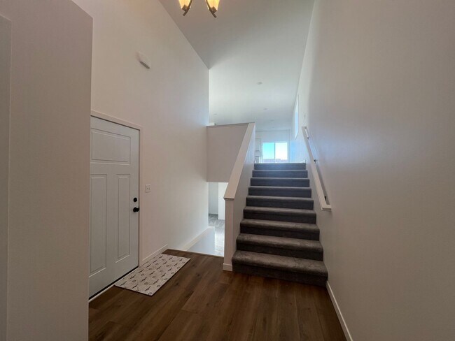 Building Photo - 3608 33rd St S