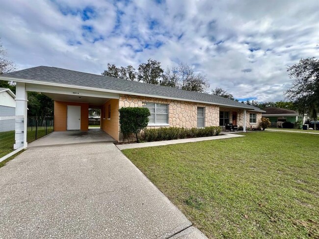 Building Photo - 6908 Mathers Ln