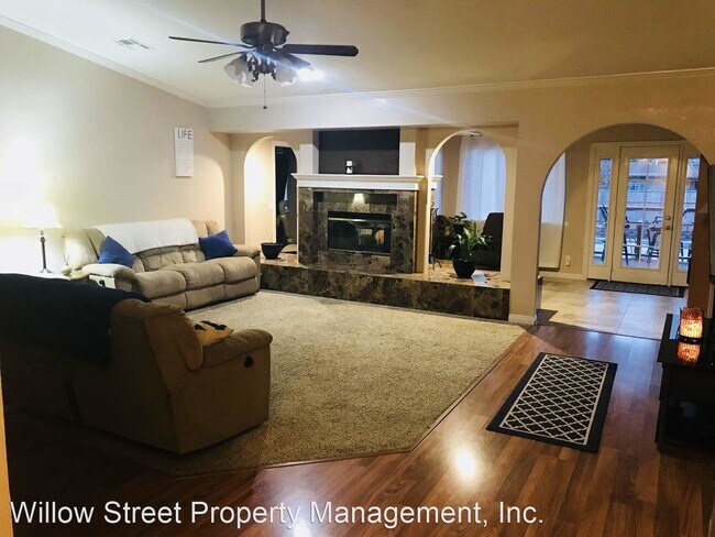 Building Photo - 4 br, 3 bath House - 57870 Juarez Dr