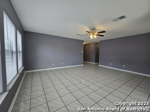Building Photo - 1012 Sycamore Dr