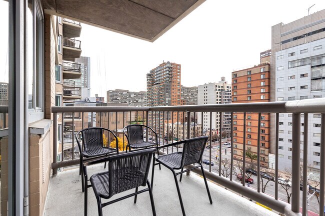 Foto del edificio - 401 E 34th St