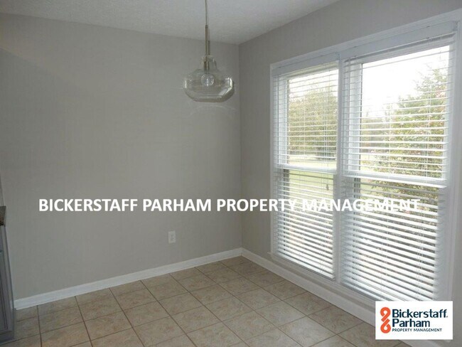 Foto del edificio - Beautiful Home on 1.46 Acres!  Must See!!