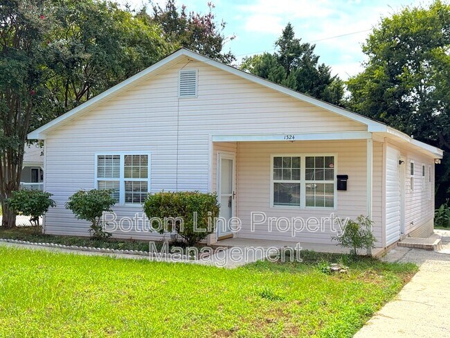 Building Photo - 1324 Parkwood Ave