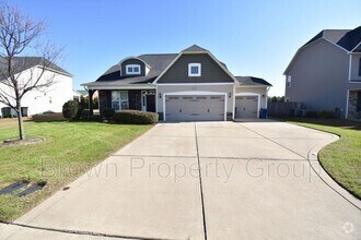 Building Photo - 1072 Ronald Reagan Drive