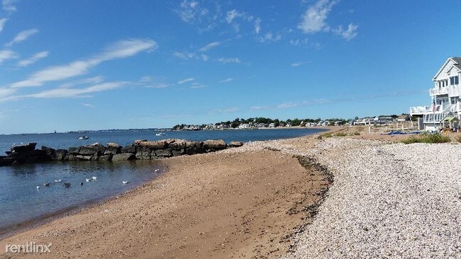 661 Silver Sands Rd East Haven Ct 06512 Condo For Rent In East Haven Ct Apartments Com