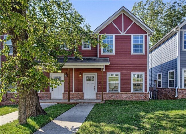 Foto del edificio - 1429 E Huntsville Rd