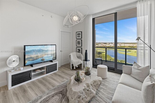 Foto del edificio - 101 Diplomat Pkwy