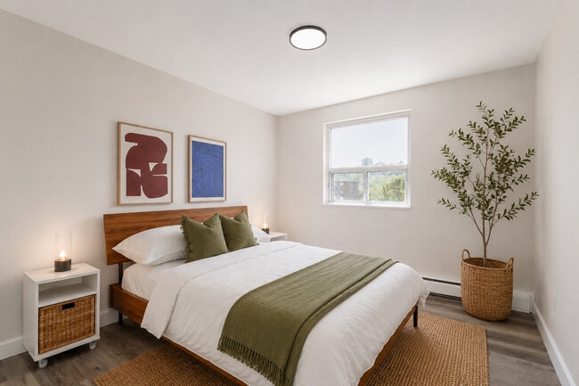 Building Photo - Main Street Apartments