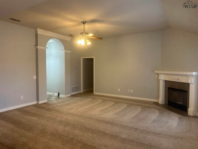 Foto del edificio - 5214 Sunnybrook Ln