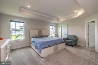 Building Photo - 523 Spring Manor Blvd