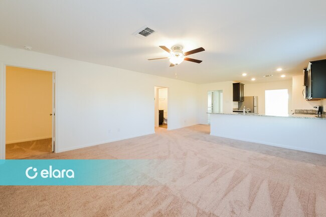 Foto del edificio - 517 SCARBOROUGH CV