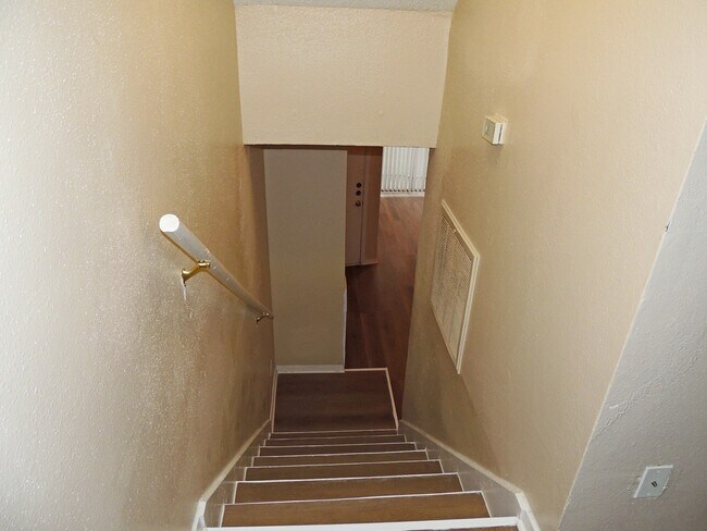 Building Photo - 3762 Tanglewilde St