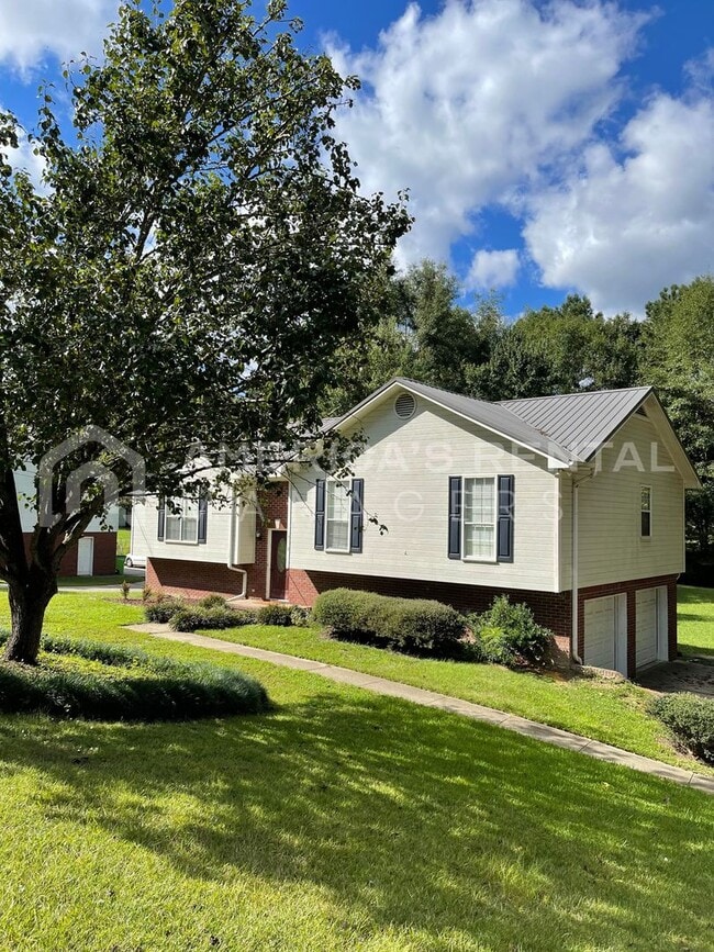 Building Photo - Split level home for rent in Leeds!!!! Ava...
