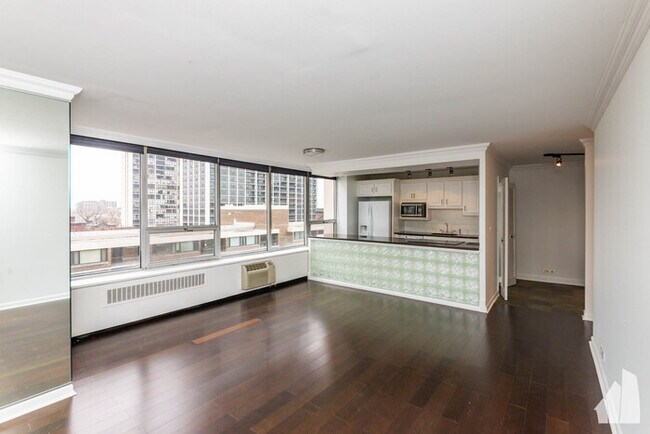 Foto del edificio - Gorgeous High-Rise Penthouse | One Bed, On...