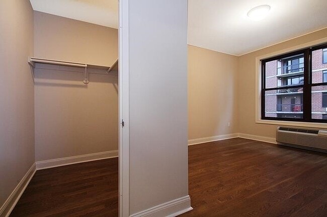 Foto del edificio - 100 Marshall St