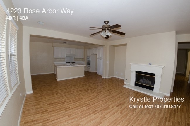 Building Photo - 4223 Rose Arbor Way