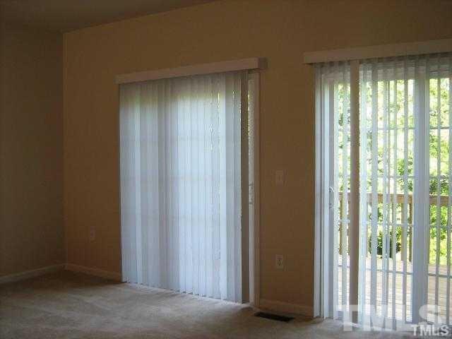 Foto del edificio - 202 Linden Park Ln