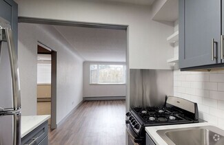 Building Photo - 800 Cherry
