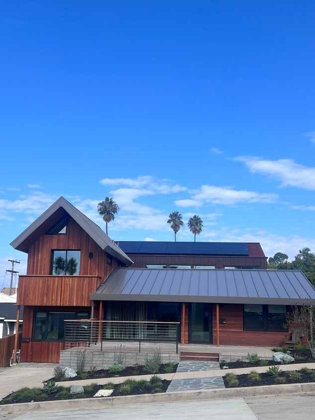 Primary Photo - 4636 Del Monte Ave