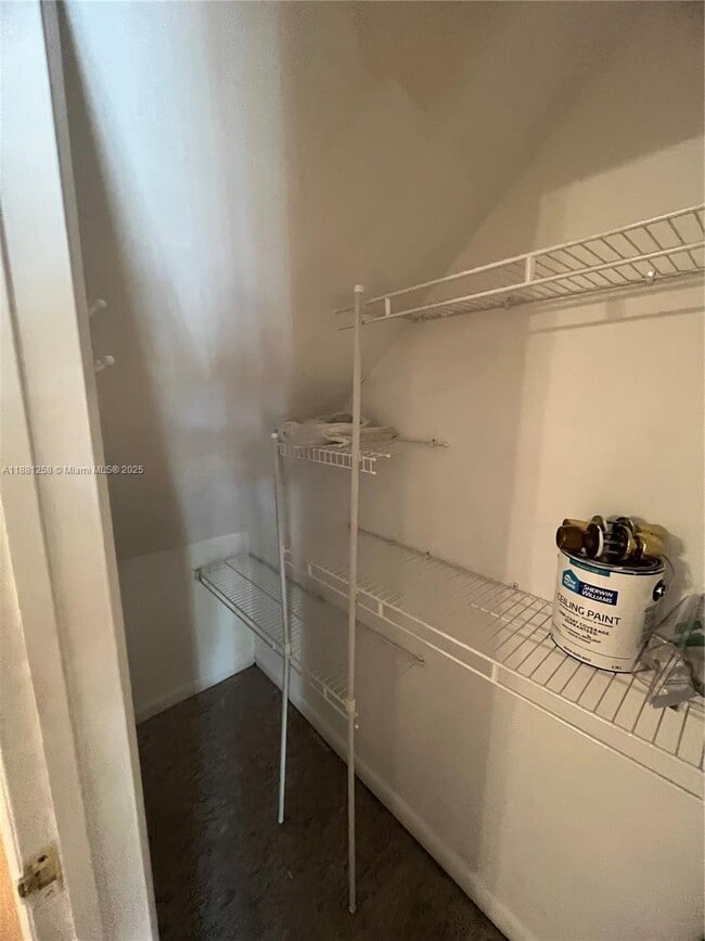 Foto del edificio - 8607 SW 137th Ave