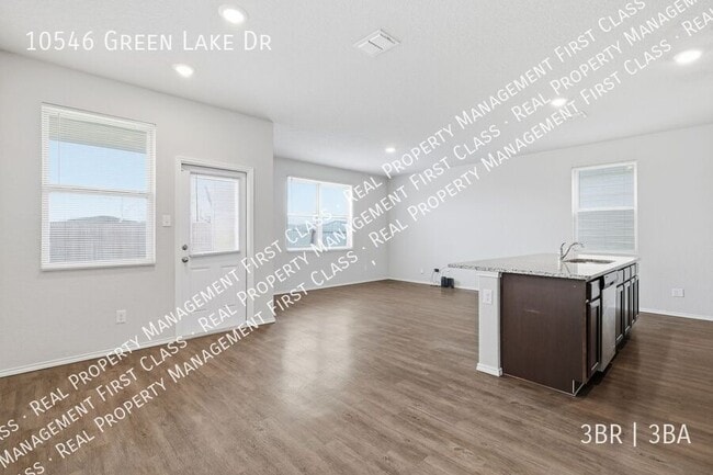 Foto del edificio - 10546 Grn Lk Dr