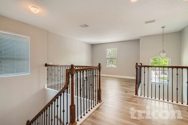 Building Photo - 7982 Camden Woods Dr