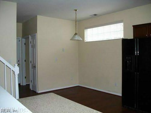 Primary Photo - 3940 River Breeze Cir