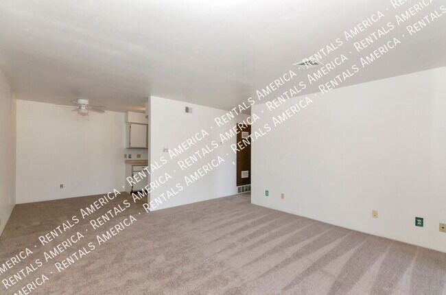 Foto del edificio - 6332 N Barcelona Ln