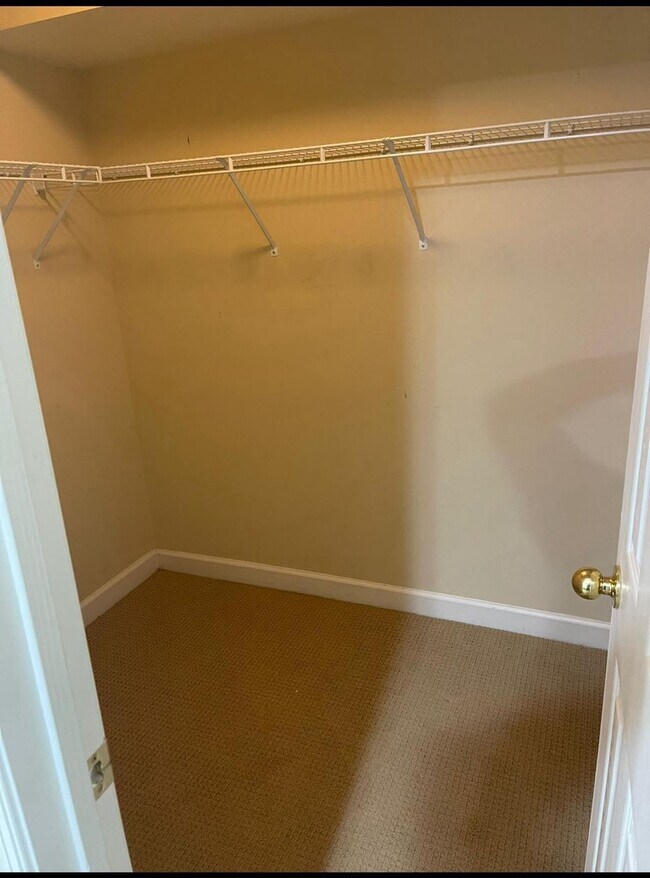 Foto del edificio - 100 Davidson St