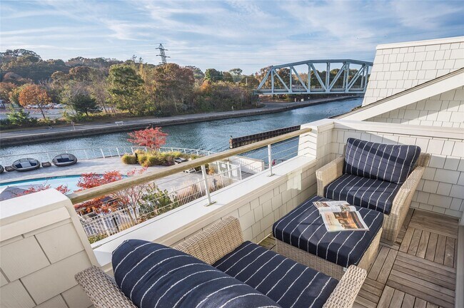Foto del edificio - 57 Old Boathouse S Ln