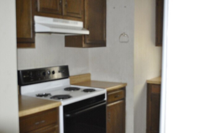 Foto del edificio - Charming 2 bedroom 1.5 bath town home loca...