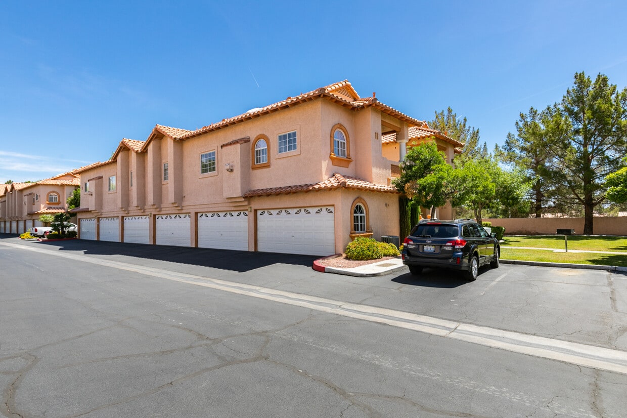 2925 Wigwam Pky Unit 1124, Henderson, NV 89074 Condo for Rent in