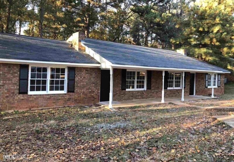 Primary Photo - 162 Ramble Hills Cir