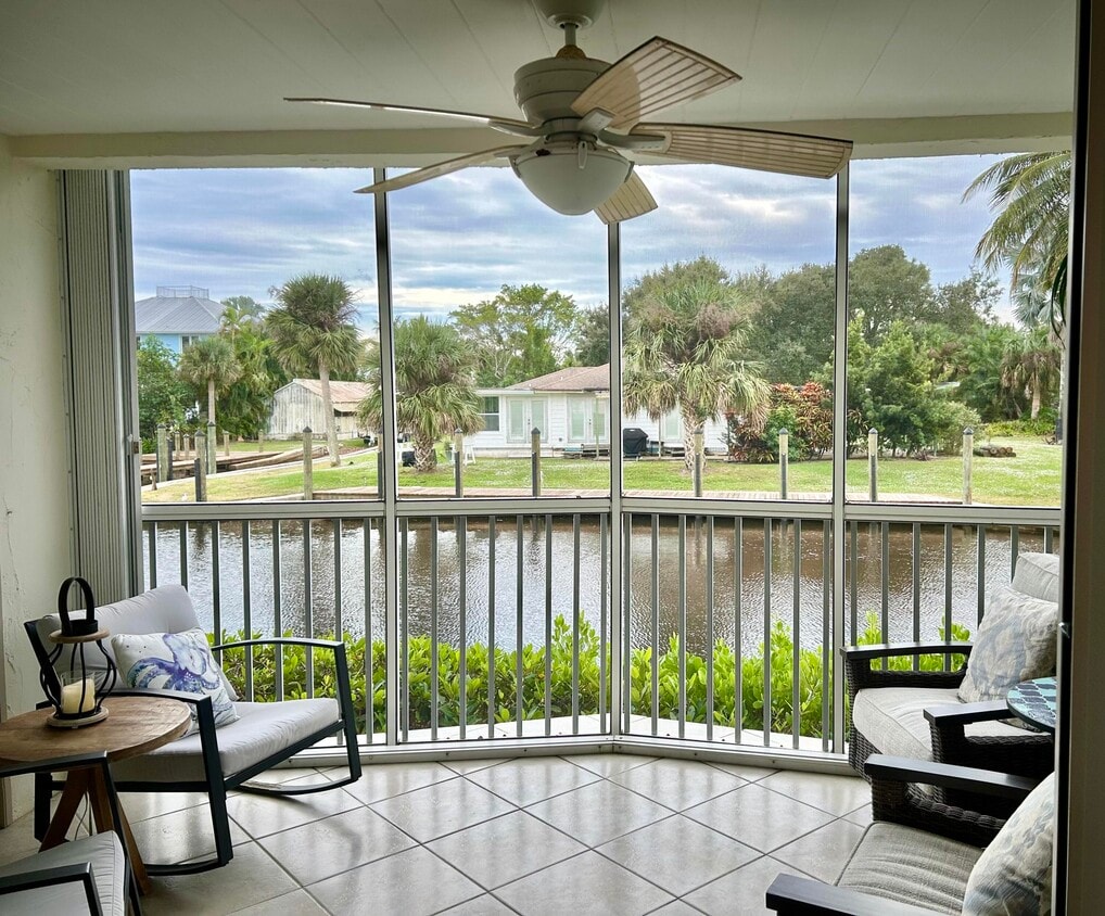 Primary Photo - 3901 SE St Lucie Blvd