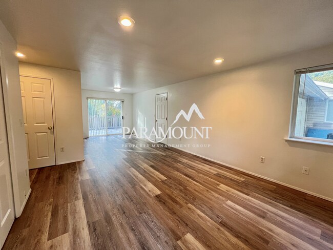 Foto del edificio - Cute 3 Bedroom Duplex in Gig Harbor