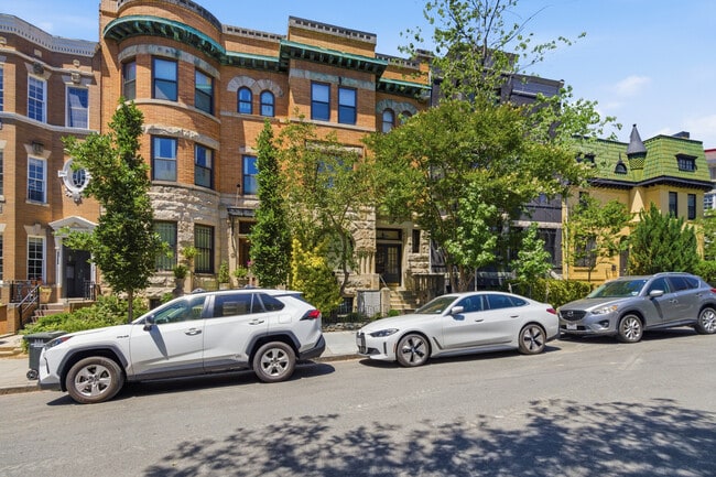 Building Photo - 1728 21st St NW