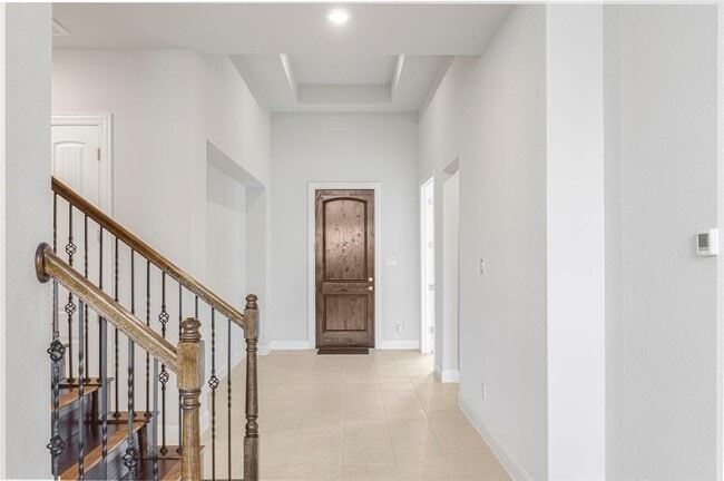 Building Photo - 728 Landing Ln