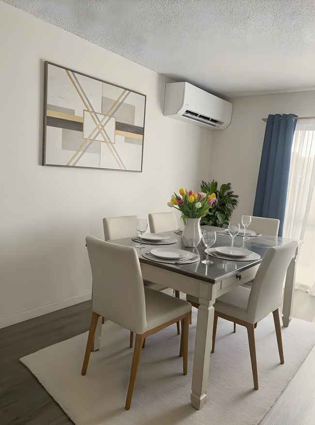 Photo - 1421-1421 Ka?ahumanu St Townhome