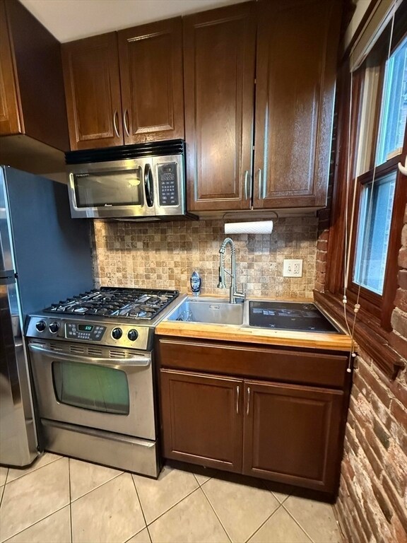 Foto del edificio - 337 Beacon St