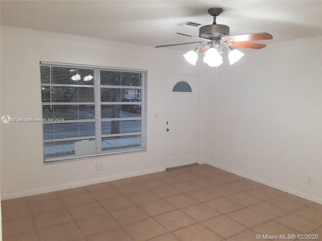 Foto del edificio - 412 SW 10th St