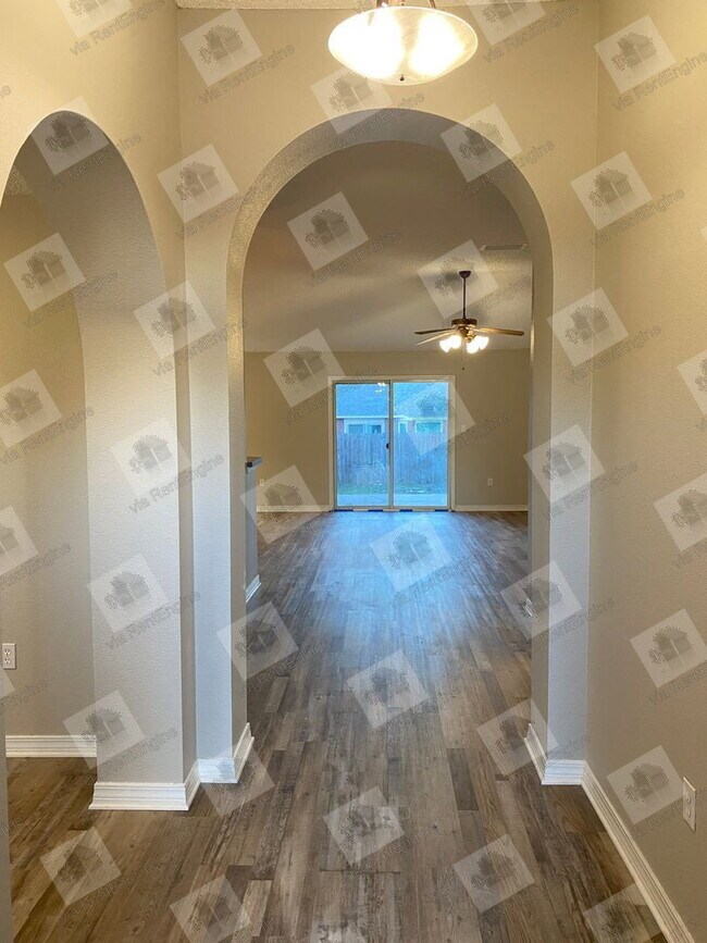 Foto del edificio - 5162 Brookside Dr
