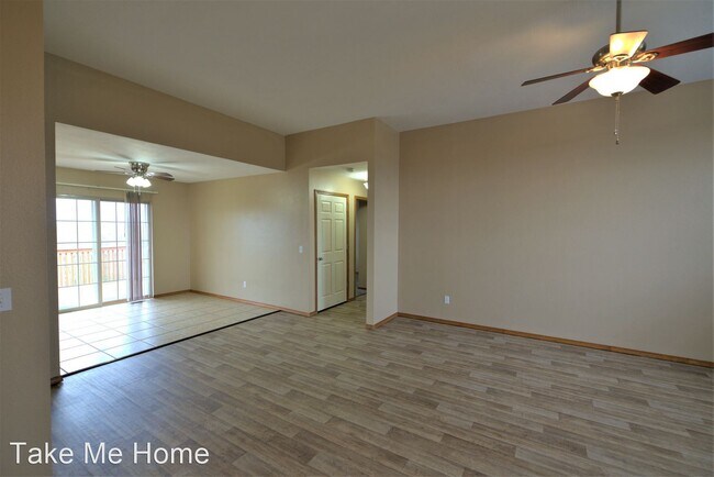 Foto del edificio - 4 br, 2 bath House - 946 S Canyon Ln