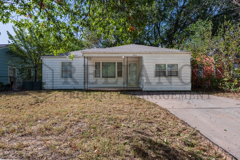 Foto principal - 2511 Woodland N