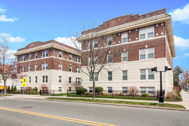 Foto del edificio - 119 W Wyoming Ave