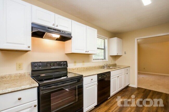 Foto del edificio - 4251 Cary Dr SW