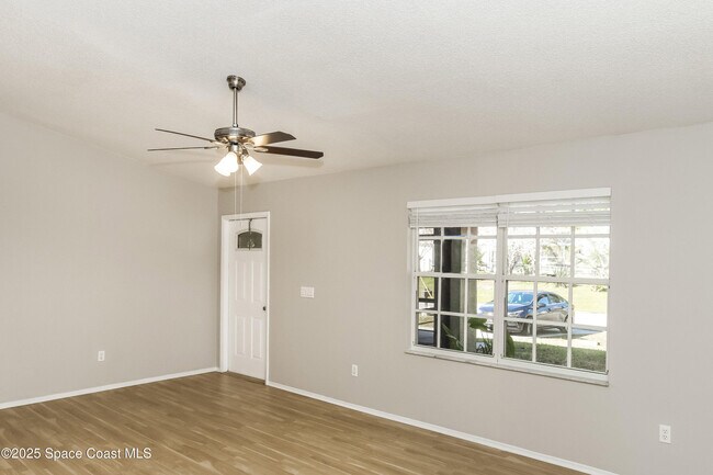 Foto del edificio - 1084 Thompson Rd SW
