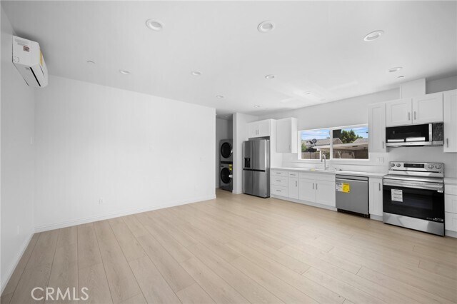 Building Photo - 11744 De Garmo Ave